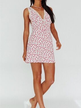 Lace-Trim White Mini Dress with Pink Rose Print